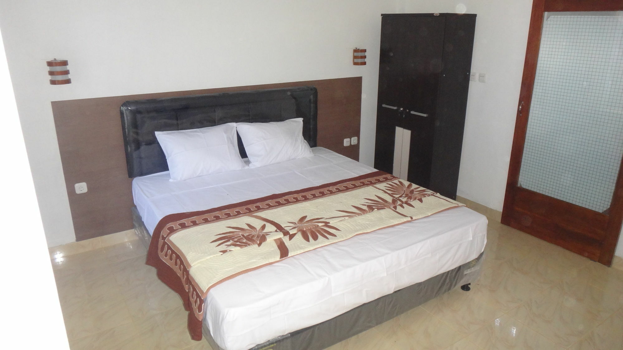 Krisna Homestay Kuta  Екстериор снимка